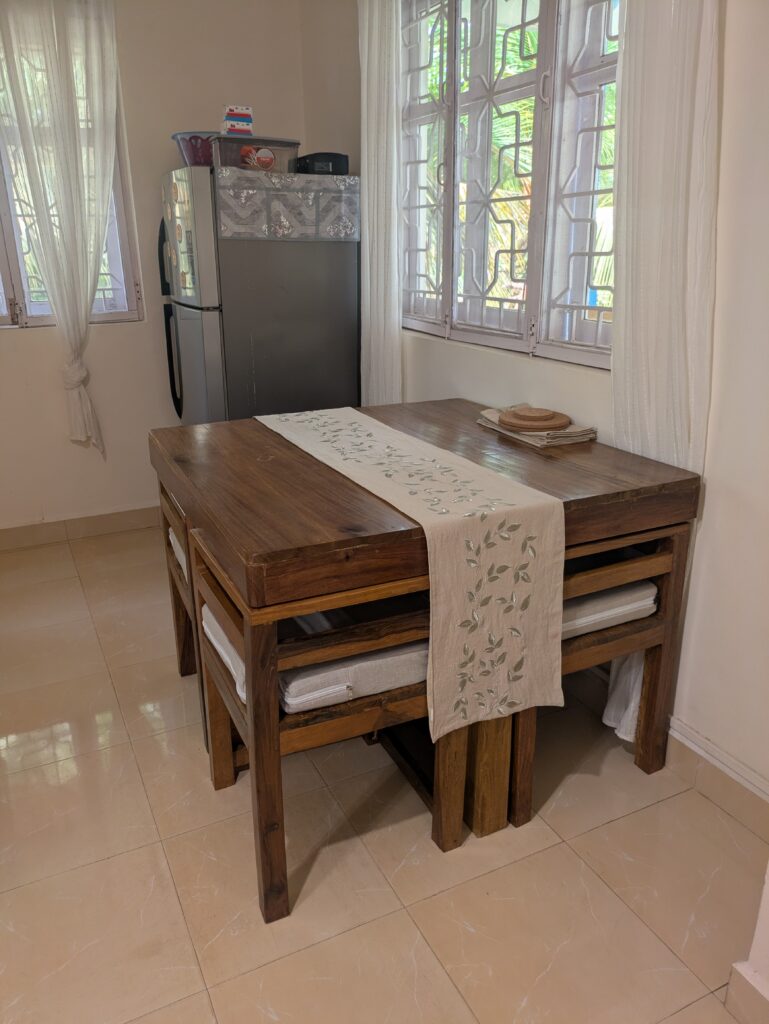 Dining Table/Work Table